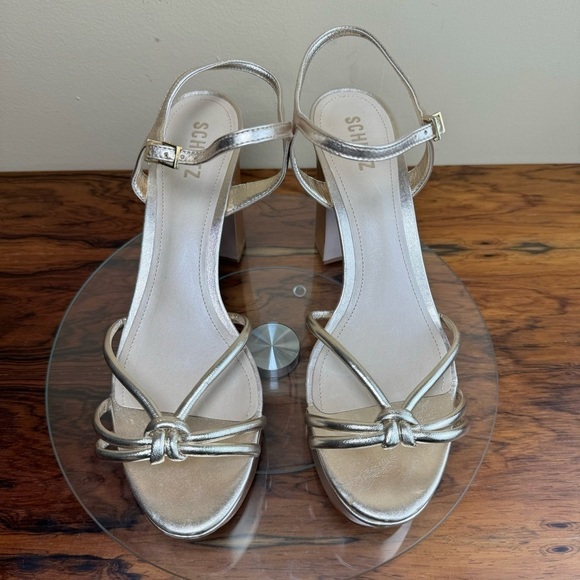 Schutz Kelsie Platform Sandal in Metallic Platina - Picture 8 of 16